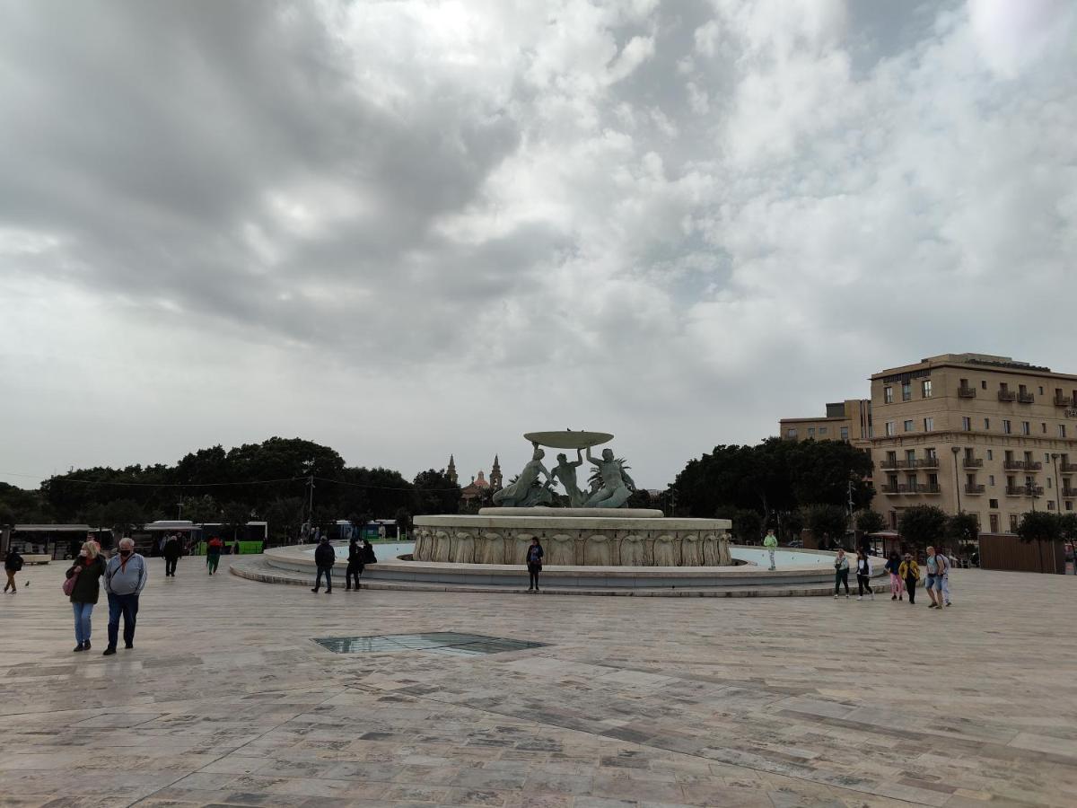 Near Valletta City - Open Views - Ta Tessie Suite In Floriana - Malta מראה חיצוני תמונה